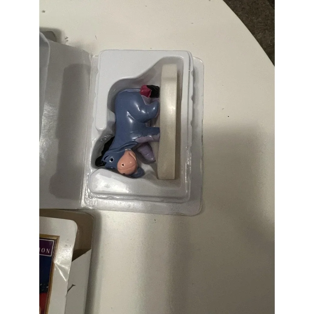 McDonald's Happy Meal Toys 2 Figures Disney Masterpiece 1995/2000 Winnie Pooh